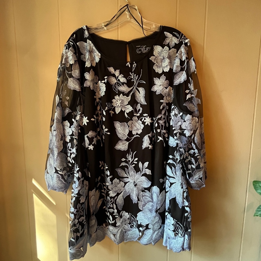 Alex Evenings formal top